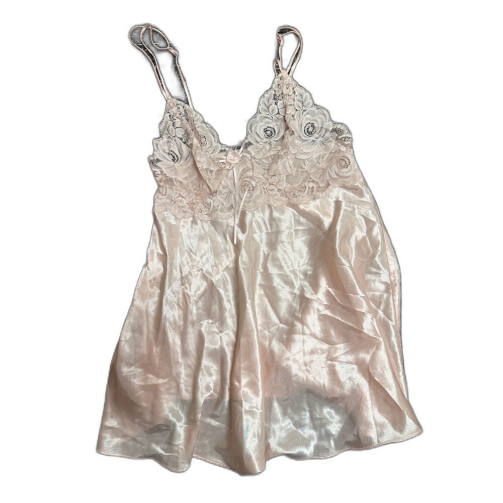 Gilligan & O'Malley Light Blush Satin Lace Chemise